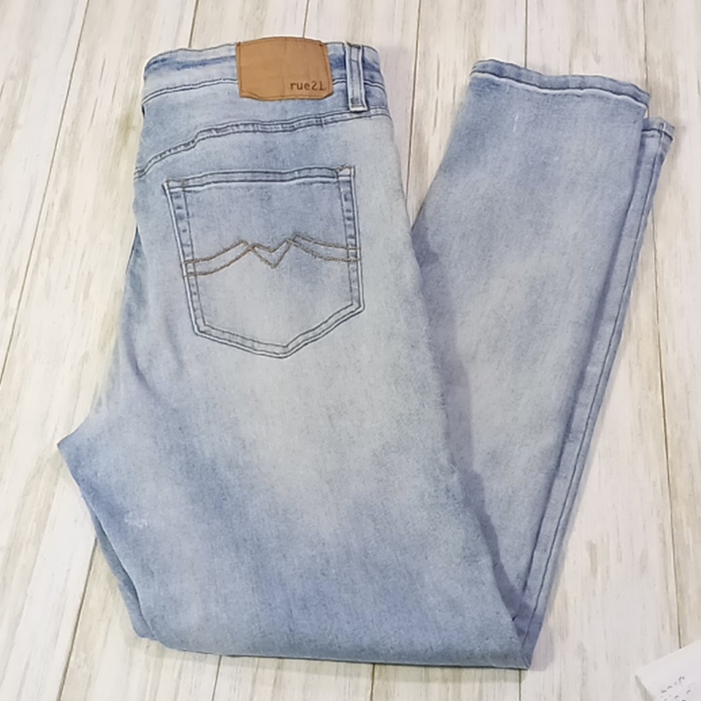 Rue 21 White Wash  Super Skinny Ultra Flex Blue Jeans Size 34x30